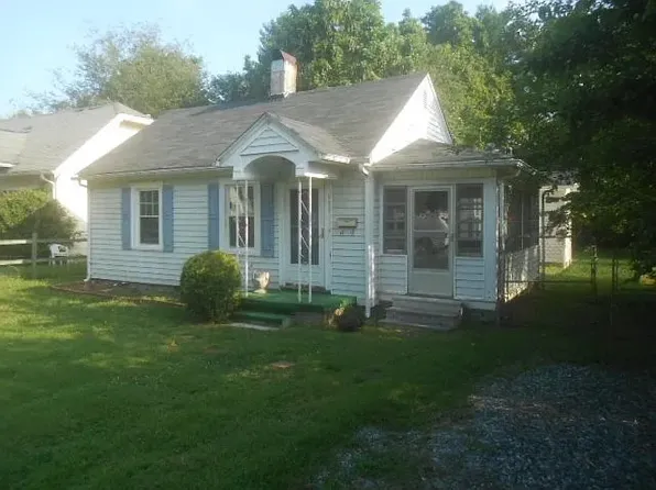 923 Rosewood Pl, High Point, NC 27262