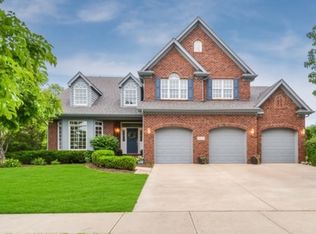 3612 Tall Grass Dr, Naperville, IL 60564