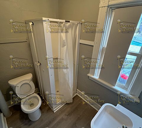 3rd image of 80 Harvest St