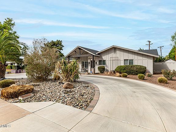 4th image of 2846 E CAMPBELL Avenue