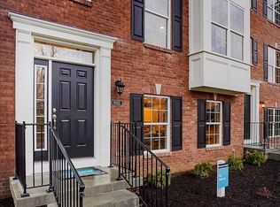 9095 Teaneck Dr, Fishers, IN 46038