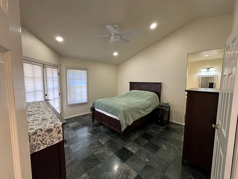 1217 Pearlbush Ct — Photo 10