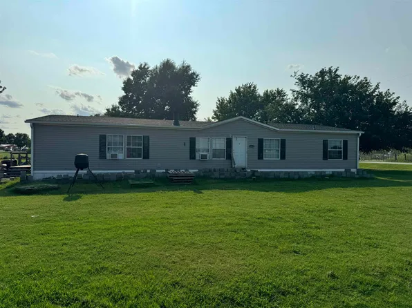 6102 Adams St, Hennessey, OK 73742