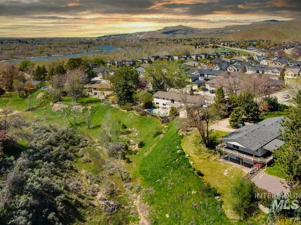 7049 E Highland Valley Rd, Boise, ID 83716