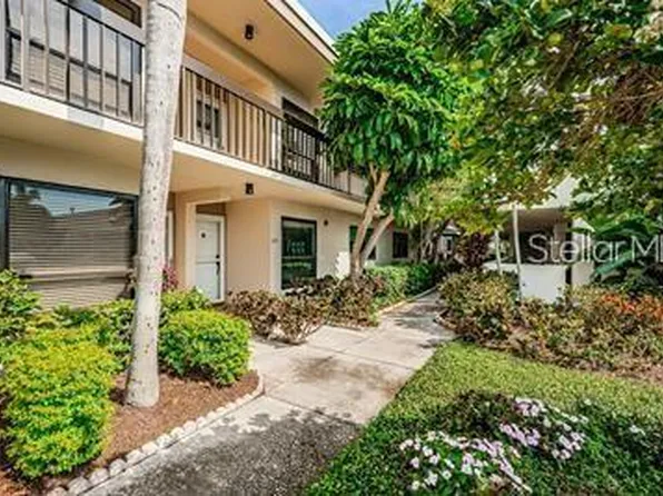 6294 Bahia Del Mar Cir, Saint Petersburg, FL
