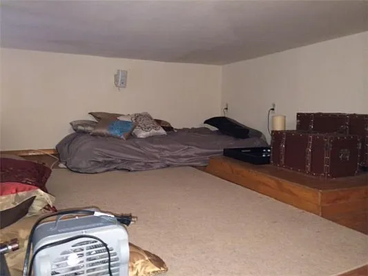 Rented by America Mecca Realty LLC | media 36