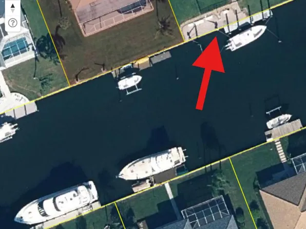 8502 SE Royal Street, Hobe Sound, FL 33455