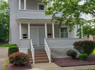 113 Grove St, Middletown, CT 06457