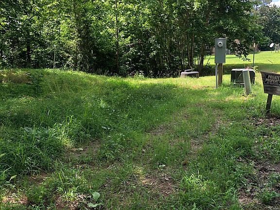 4th image of 300 Mount Olive Retreat