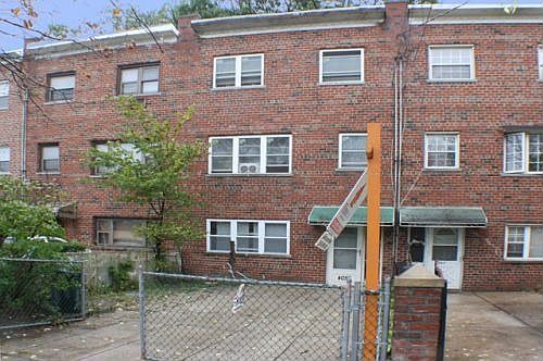 1st image of 4055 Baychester Ave