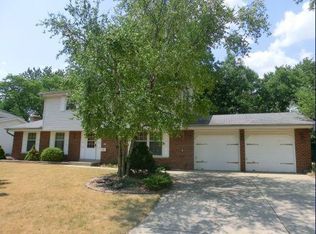 4840 Stratford Dr, Greendale, WI 53129