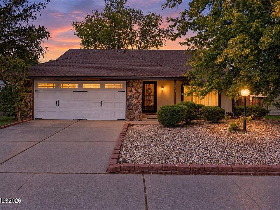 1st image of 2580 Meadowbrook Ln