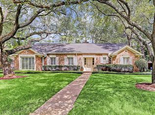 10626 Fairlane Dr, Houston, TX 77024
