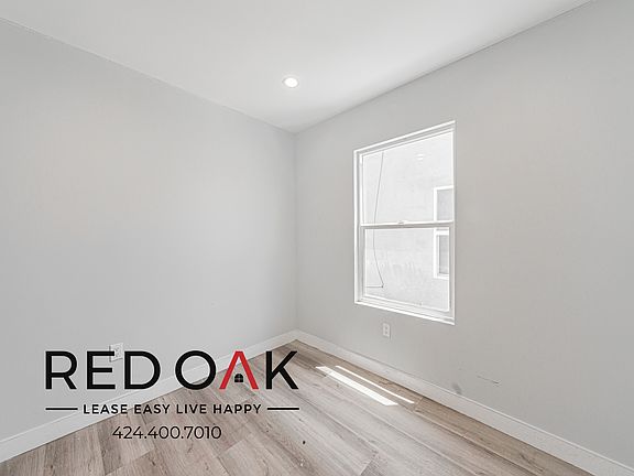 3rd image of 6433 S Victoria Ave #6433
