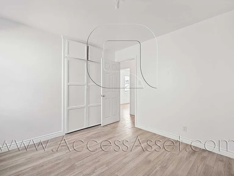 4239 W 179th St — Photo 19