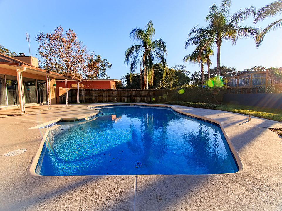 1st image of 3326 S Summerlin Ave