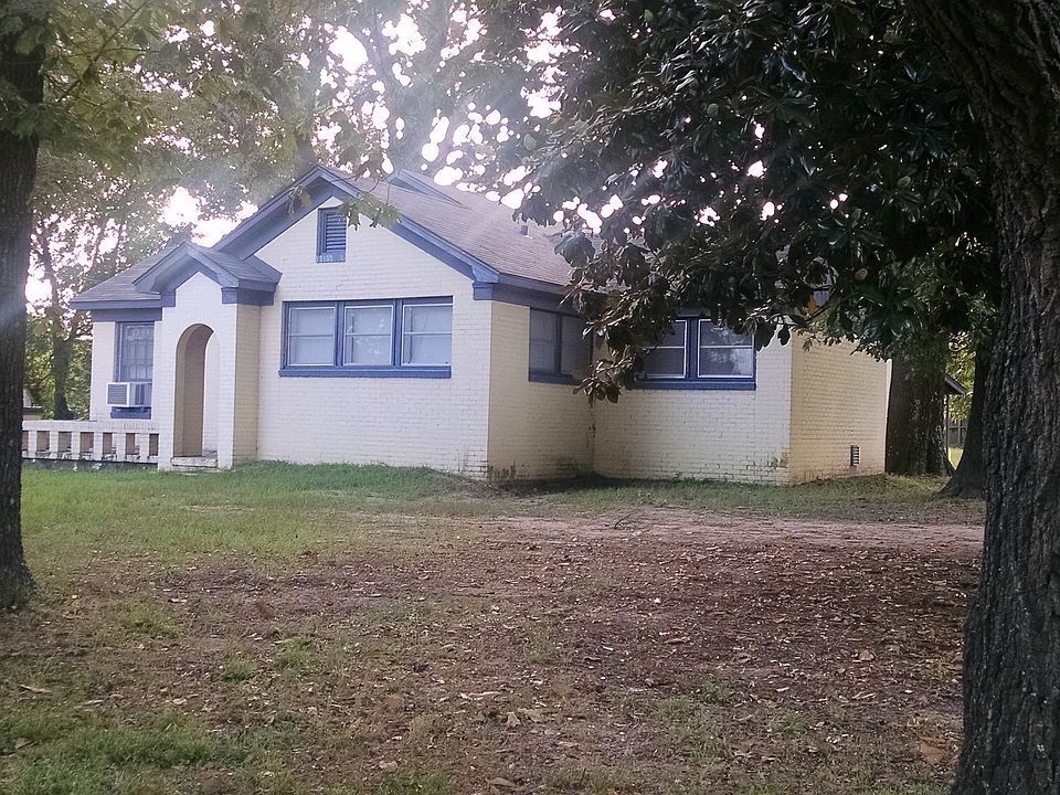 2nd image of 1408 E Houston Ave