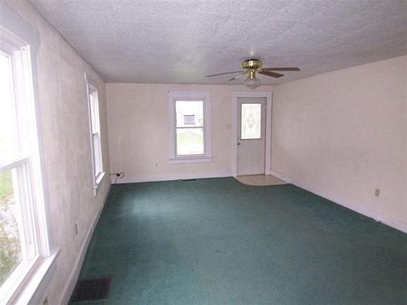 5th image of 2134 Moreland Ave