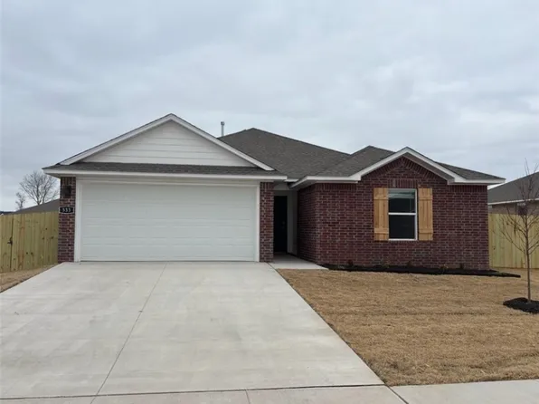 533 Colorado St, Farmington, AR 72730