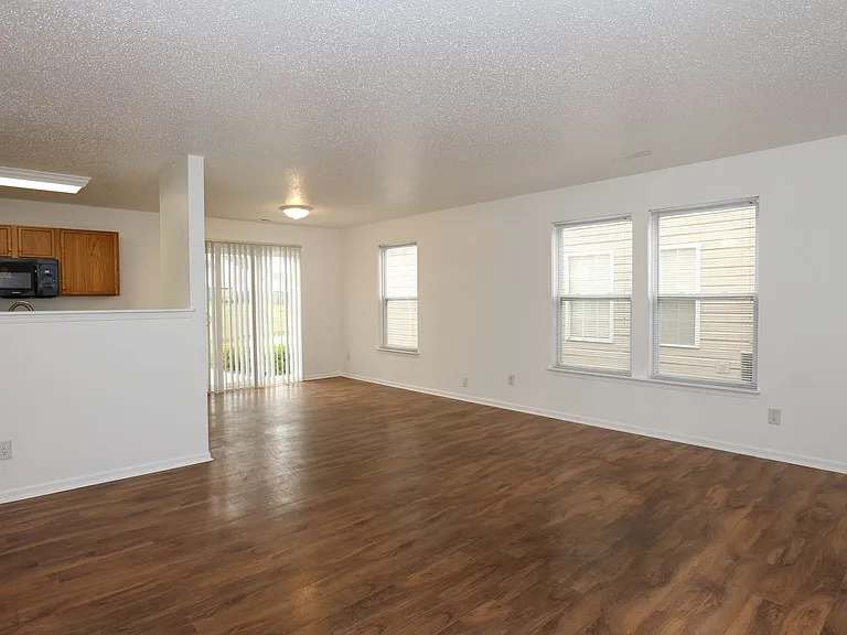 7937 Cork Bend Ln — Photo 3