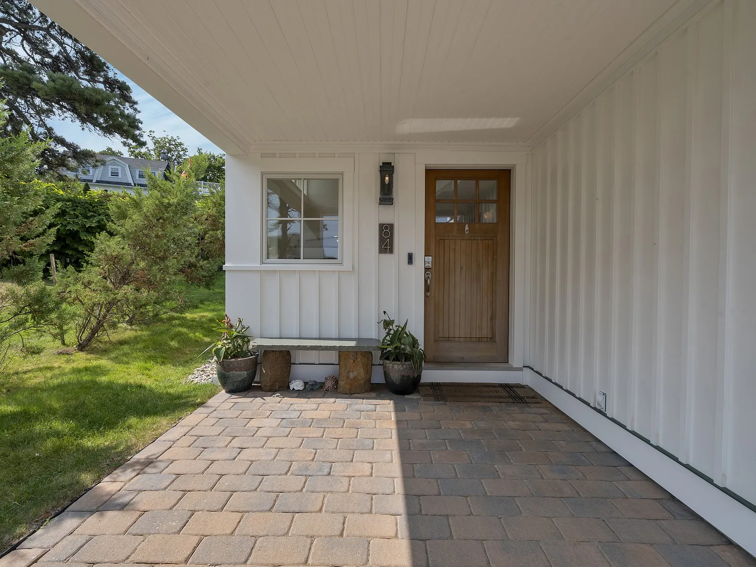 3 bed, 2072 sqft, $5,600 — Photo 4