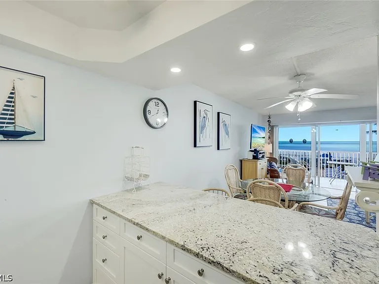 25840 Hickory Blvd #B102 — Photo 10