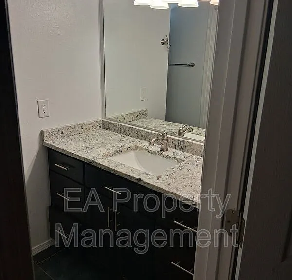 10354 Hendrix Rd NE — Photo 9