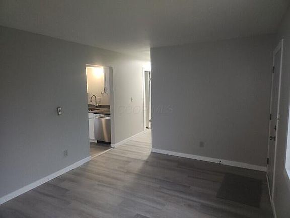 5th image of 3553 Ventura Blvd