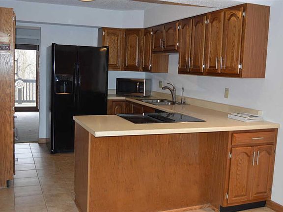 3rd image of 5605 Duchesne Parque Dr