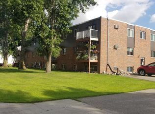 1201 3rd Ave N #106, Wahpeton, ND 58075