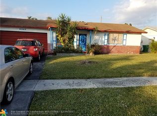 8241 NW 47th St, Lauderhill, FL 33351