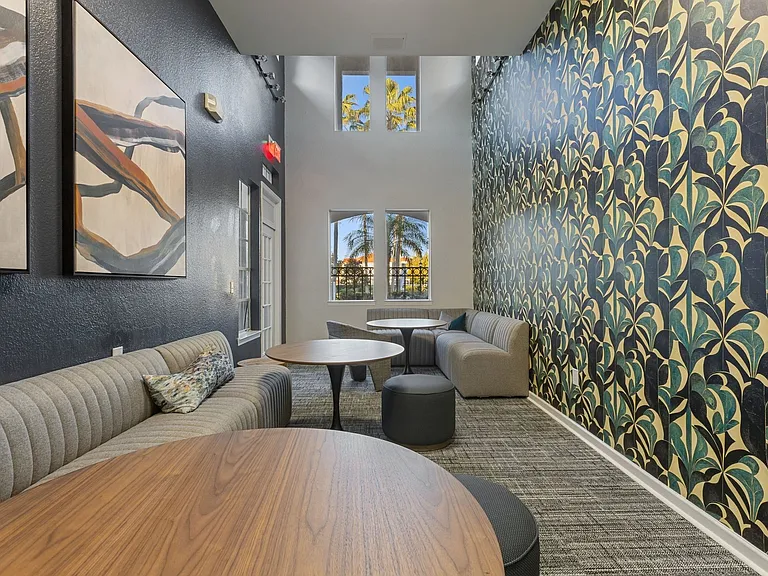 Enjoy our spacious coworking lounge