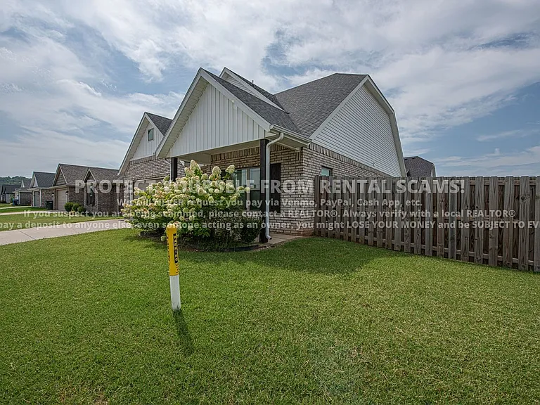 4397 W Newton Ave — Photo 21