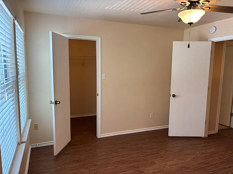 12840 Saint Mary Dr — Photo 19