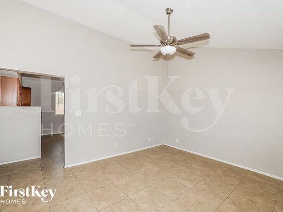 3rd image of 3345 W Columbine Dr