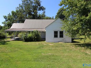 4077 Union Grove Rd, Union Grove, AL 35175