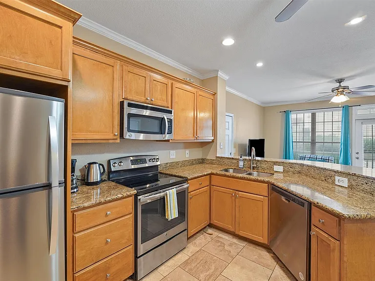 7000 Seawall Blvd #911 — Photo 25