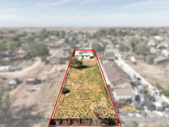 2nd image of 5320 W Avenue L4