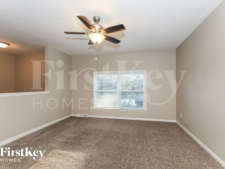 8508 Woodthorn Pl — Photo 9