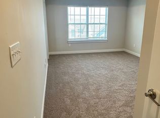 92 Sowers Dr, Hackettstown, NJ 07840