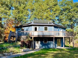 373-375 Montague Rd, Amherst, MA 01002