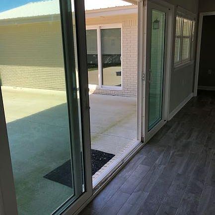 2nd image of 207 Sabine Dr