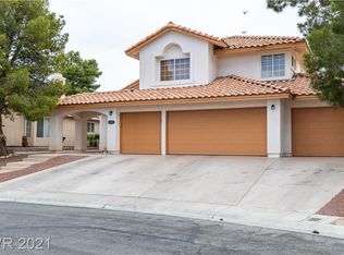 8832 Polo Bay Cir, Las Vegas, NV 89117