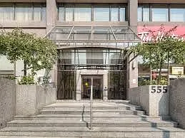 555 Yonge St #705