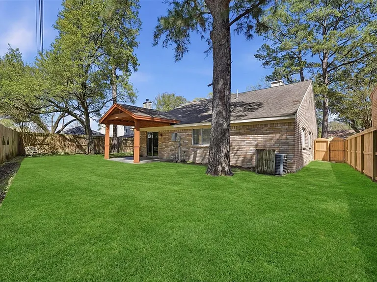 17219 Kettle Creek Dr — Photo 24