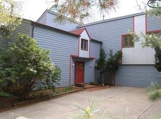 42 Spring Hill Rd, Skillman, NJ 08558