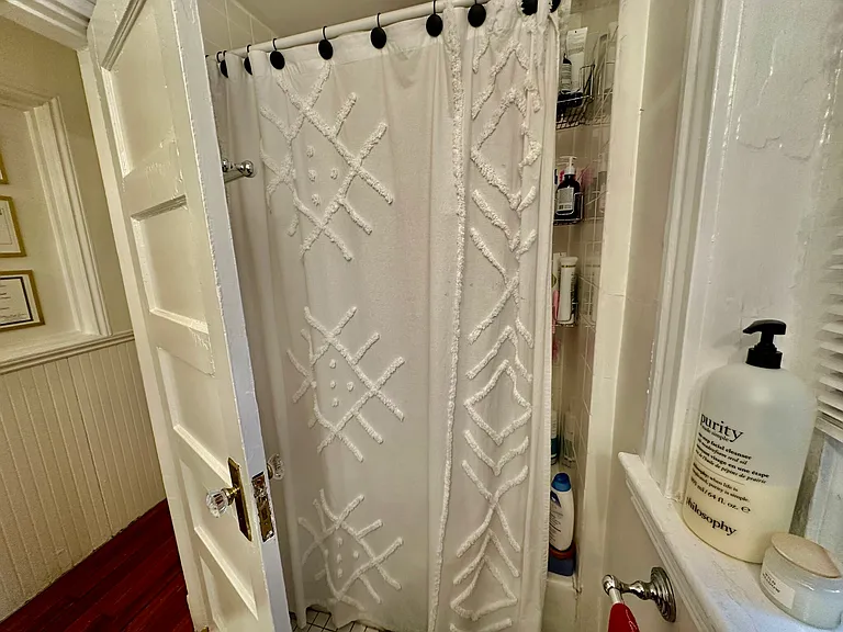 17 Irving St #9 — Photo 5