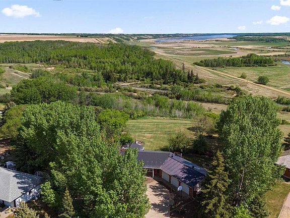 3rd image of 46139 W Range Road 205