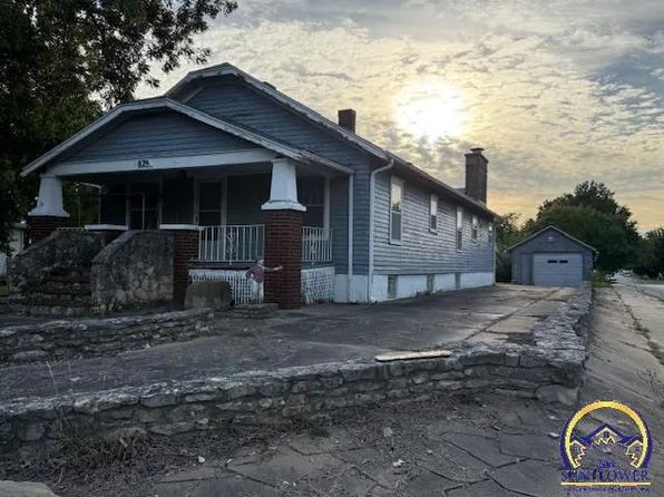 829 Prairie St, Emporia, KS 66801