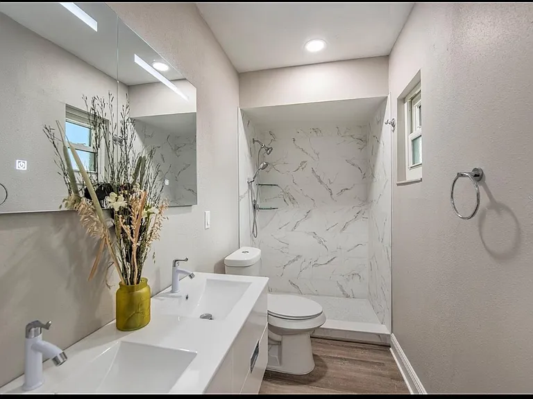 3909 Briarlake Dr — Photo 11